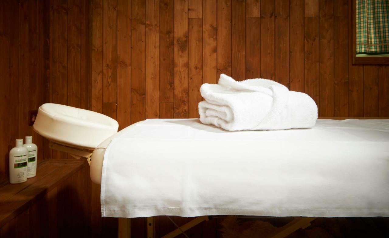 Wellness Hotel Florian Ceske Zleby Stozec Exterior photo